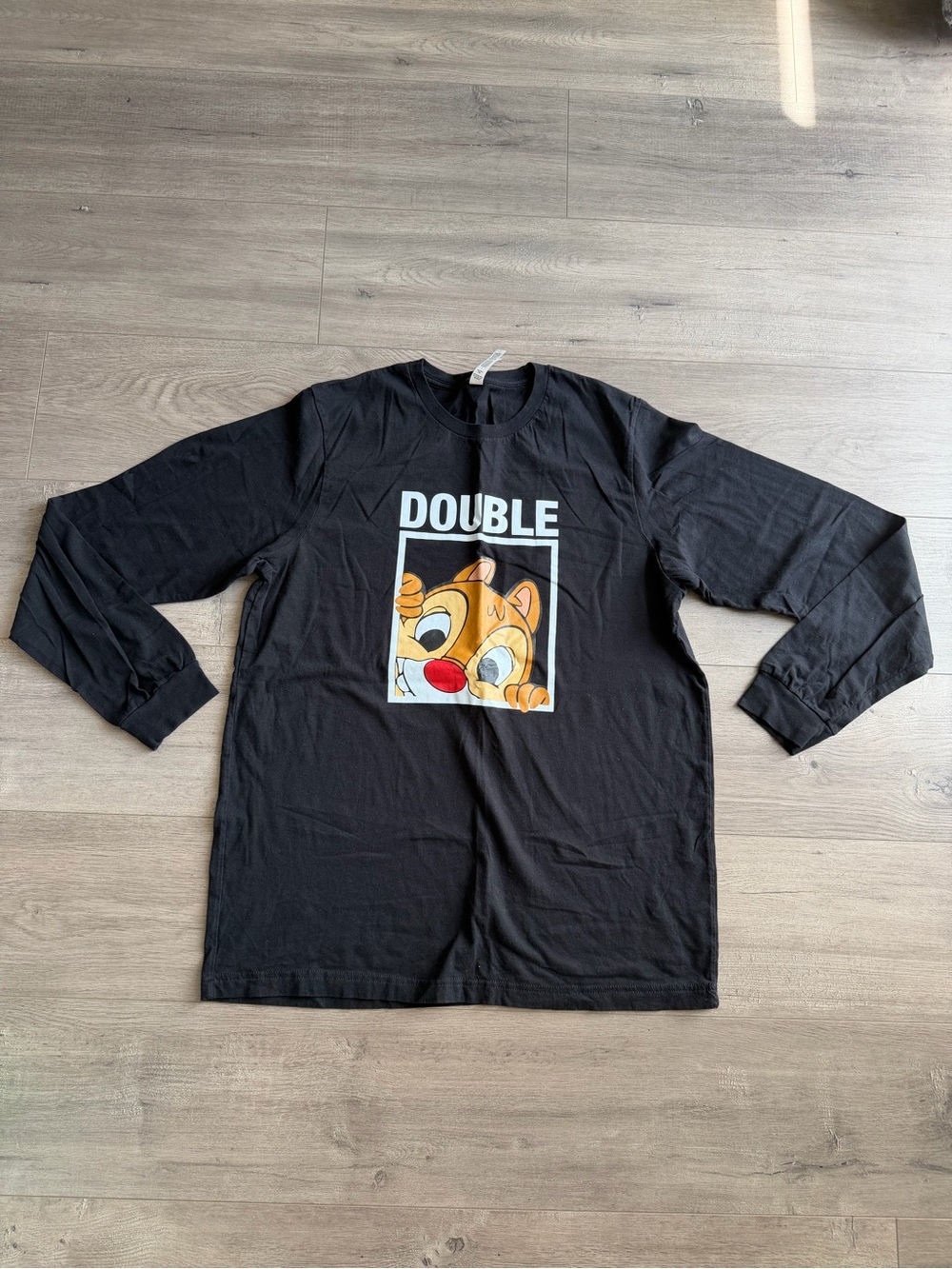 Black Long Sleeve t-shirt with Dale from Chip & Dale - size XL